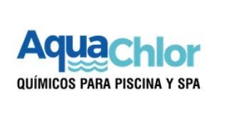 Logotipo de AquaChlor en azul y turquesa con el texto "Productos químicos para piscinas y spas".