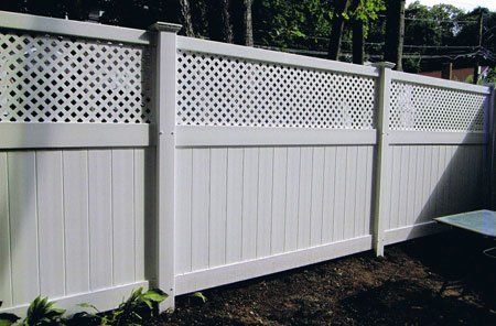 Vinyl four-foot board with two-foot mini lattice