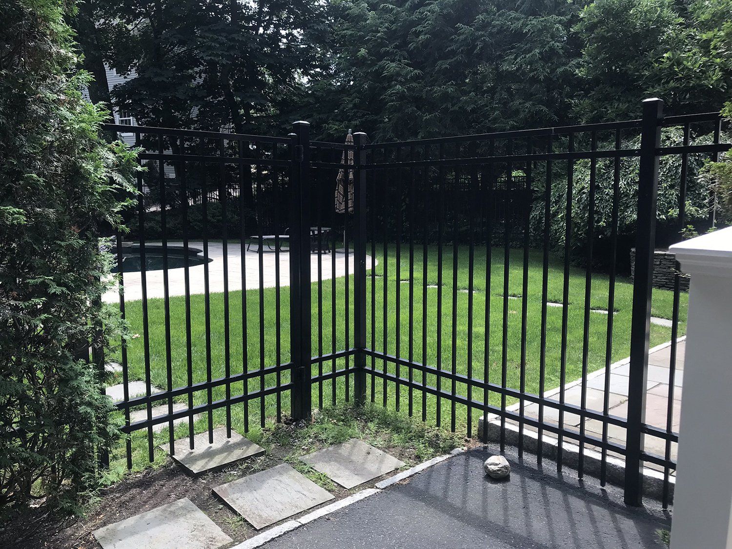 Black 2 Rail Echelon Plus