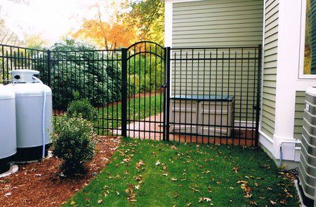 Aluminum with Arched Gate
