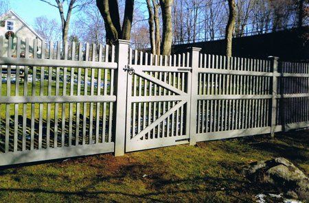 Five-foot Chestnut Hill topper