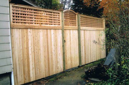 4 1/2 + 1 1/2 1x6 universal board with square lattice and custom gate