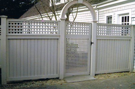 4 + 2 board wtih lattice stepped on grade