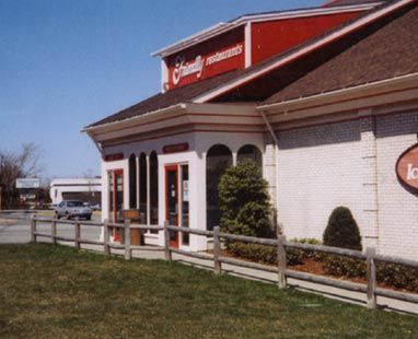 Two-rail with round post and rails