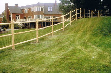 Three-rail red cedar