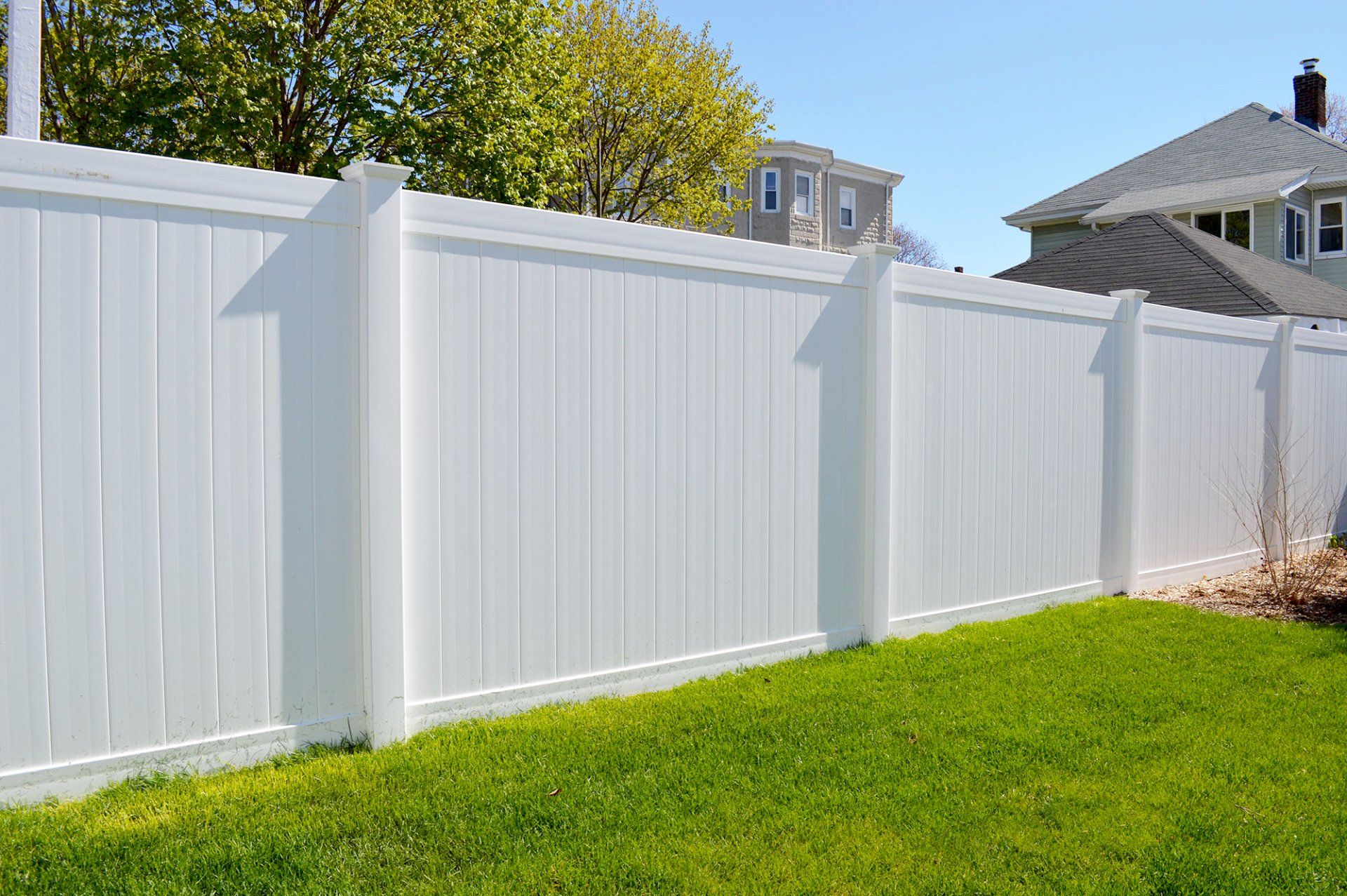 Vinyl (Privacy)Vinyl Fencing