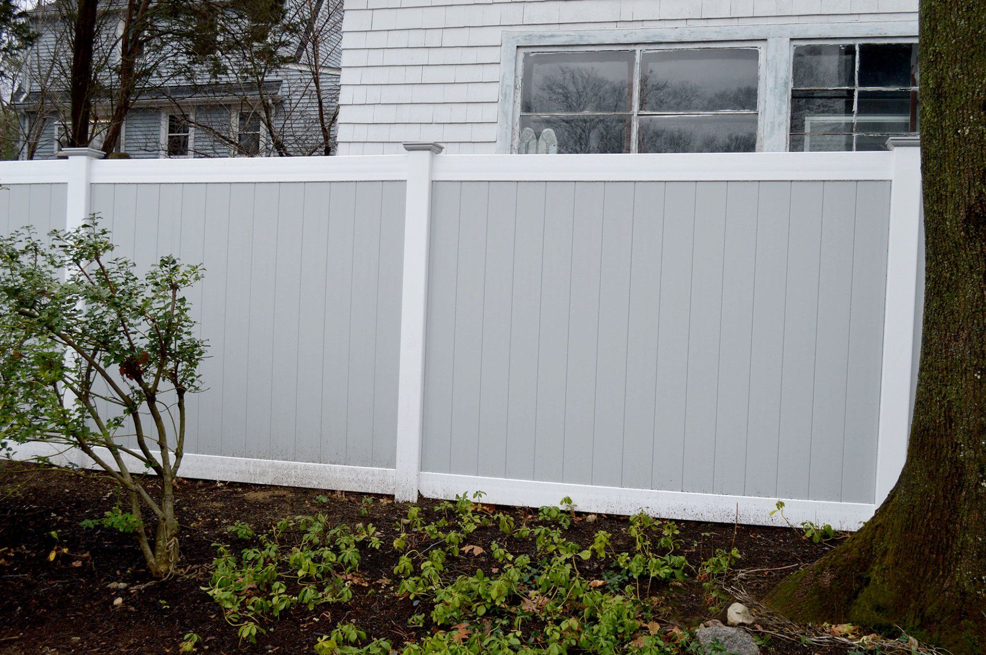 Vinyl (Privacy)Vinyl Fencing