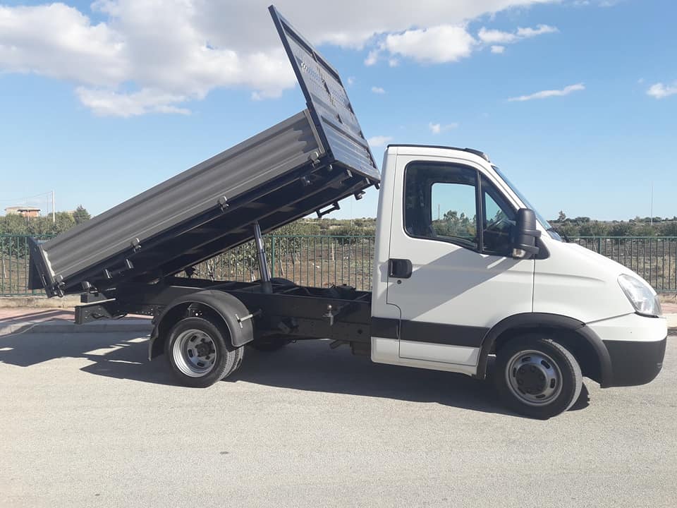 vendita veicoli commerciali nuovi