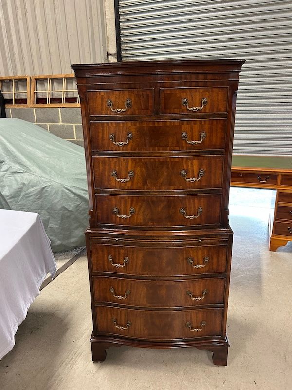 Lovely Mahogany Serpentine Fronted Chest on Chest by Bevan Funnell