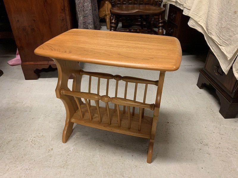 Good Quality Blonde Ercol Chaucer Magazine / Table Rack