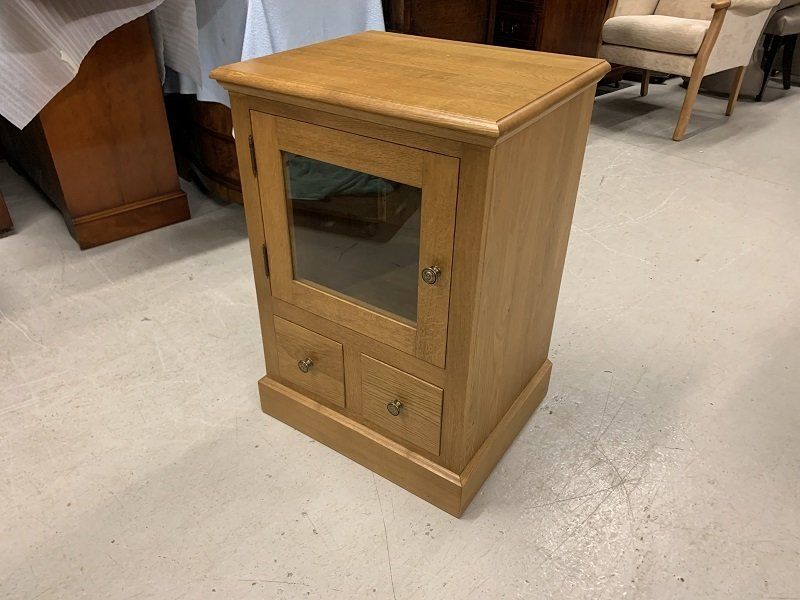 Solid Oak HiFi Cabinet