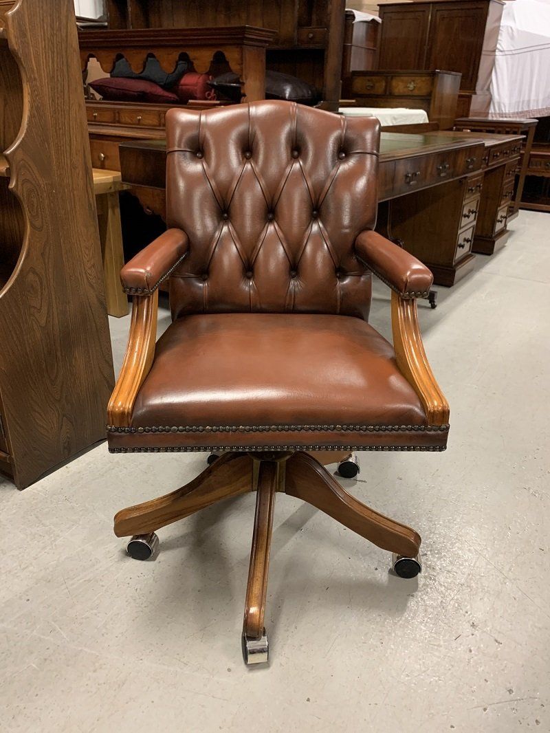 Good Quality Brown Leather Chesterfield Gainsborough Captains Chair