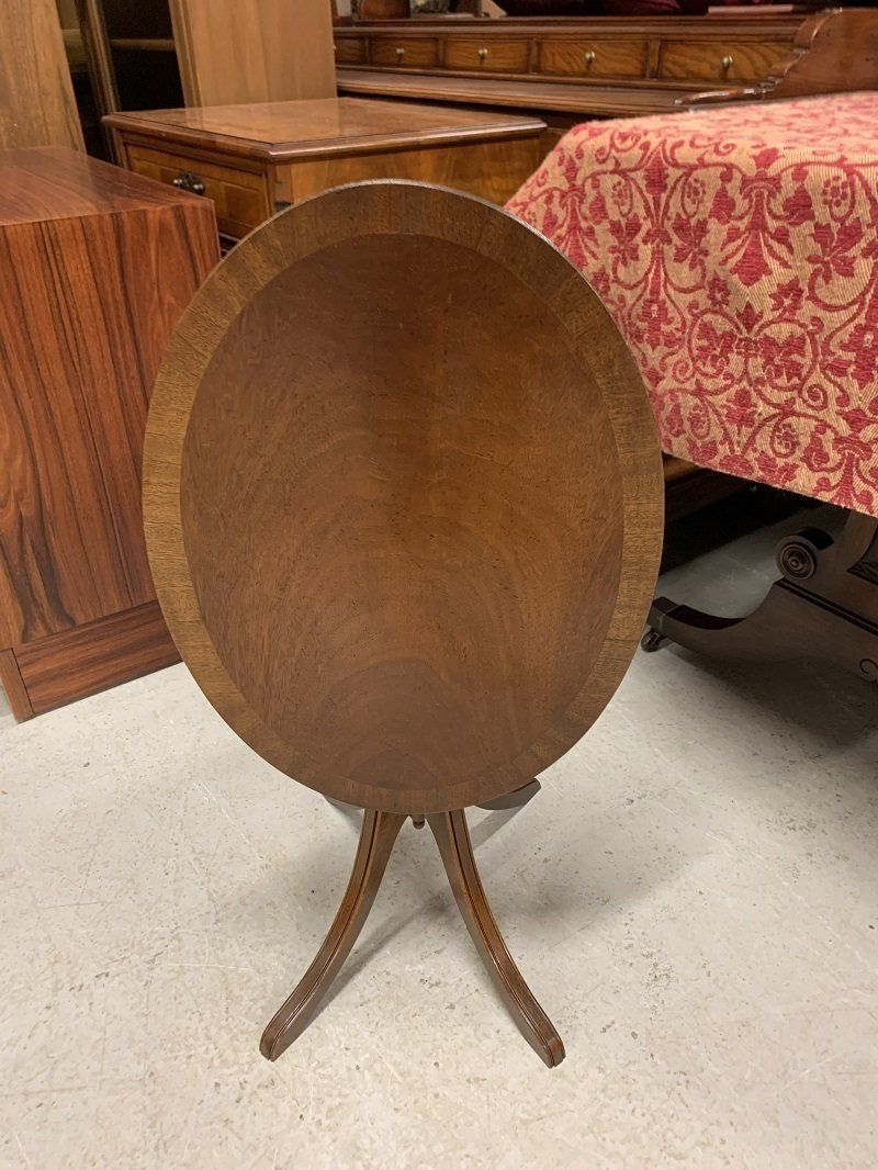 Good Quality Mahogany Oval Tilt Top Wine/ Occasional Table by Bevan Funell