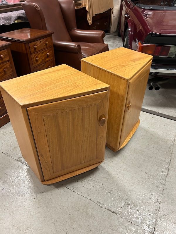 Pair of Ercol Bedsides/ Cupboards in Light Elm
