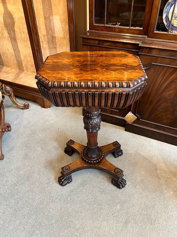 Stunning William IV Rosewood Teapoy on Castors