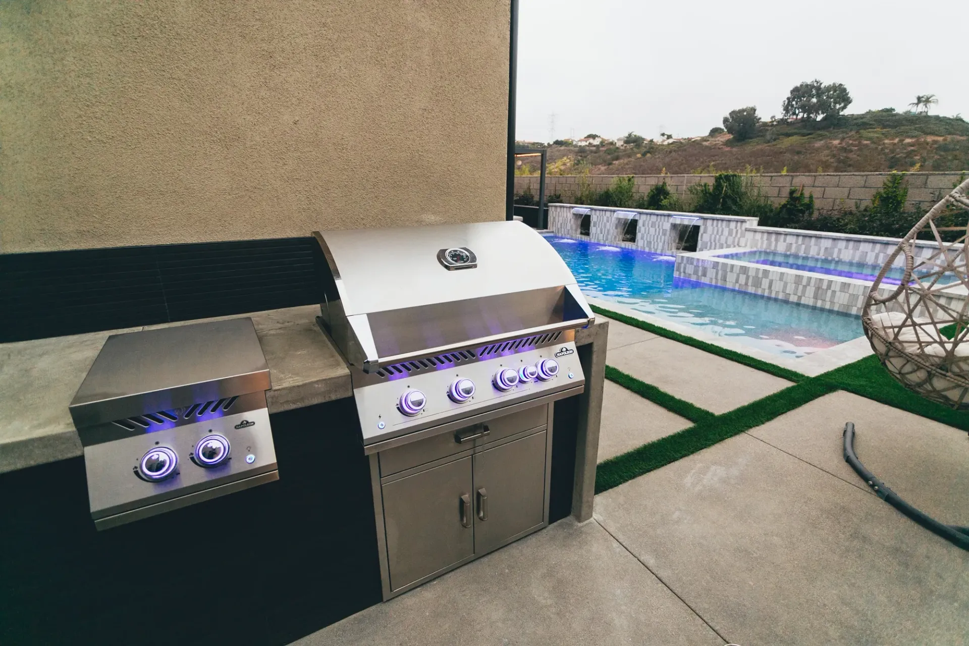 custom pool in Miramar, San Diego by Develoscapes.