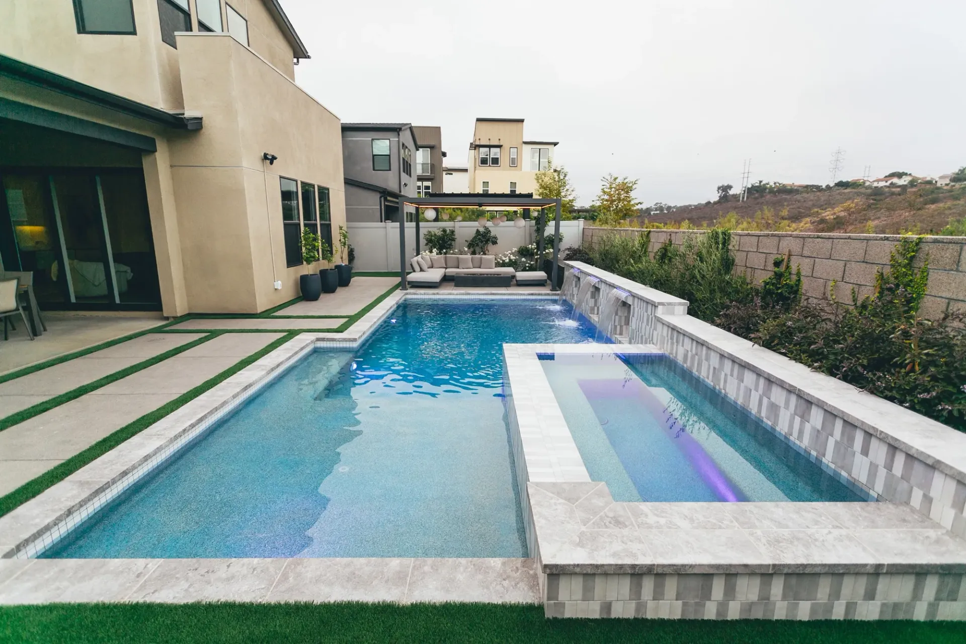 custom pool in Miramar, San Diego by Develoscapes.