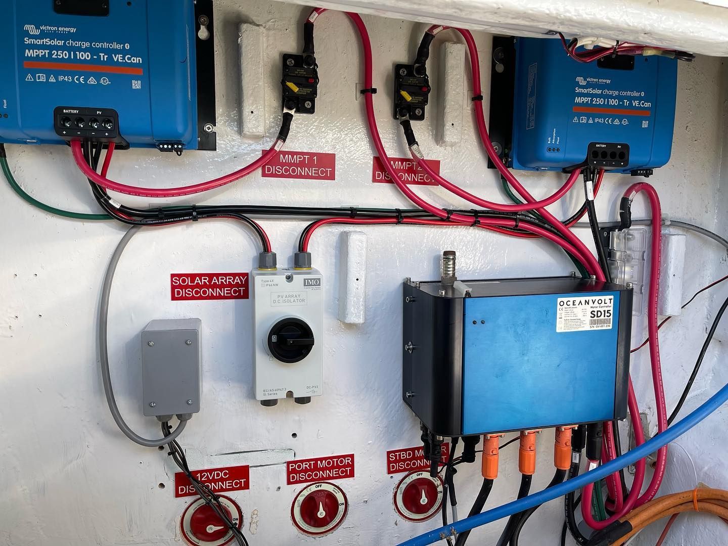 stingray-electric-and-controls-service-card-image