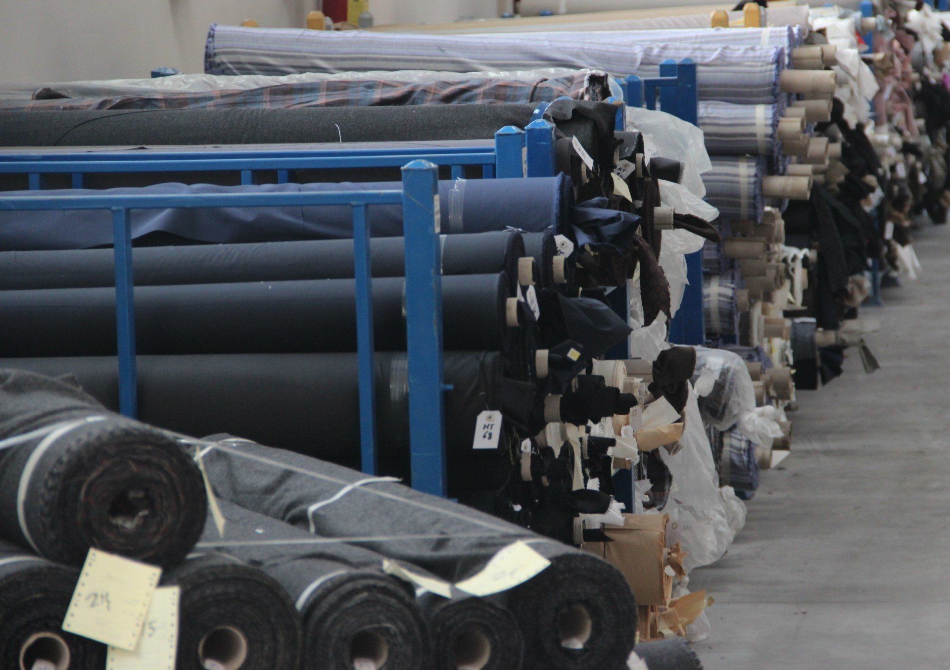 Negozio per la vendita di tessuti a peso