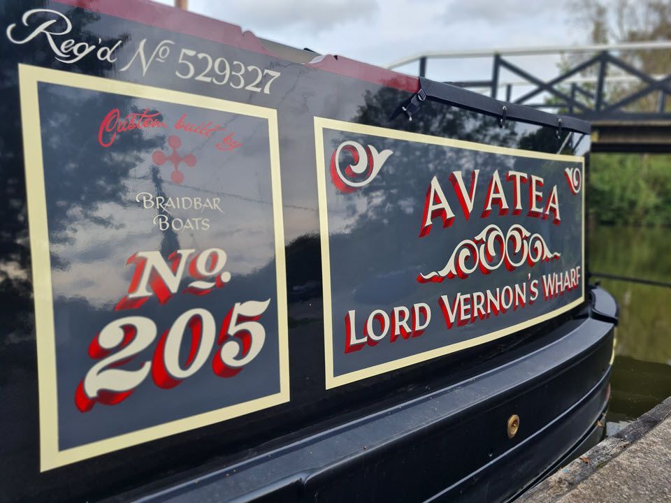 Braidbar Narrowboat Avatea No. 205