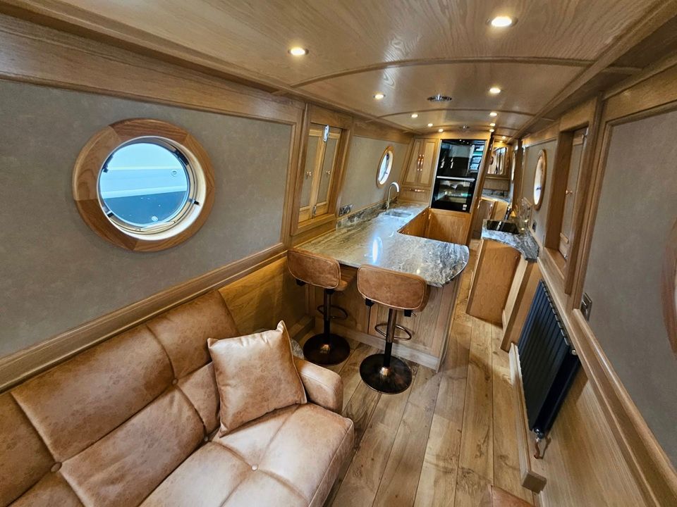 Clover breakfast bar