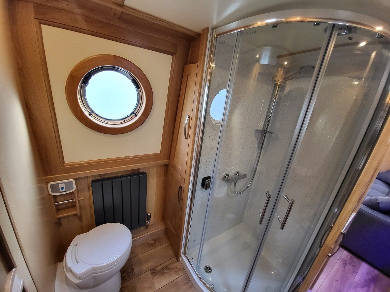 Curiosity walk through shower room