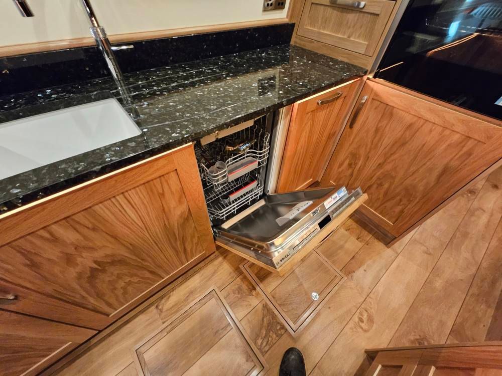 Damselfly slim line dish washer