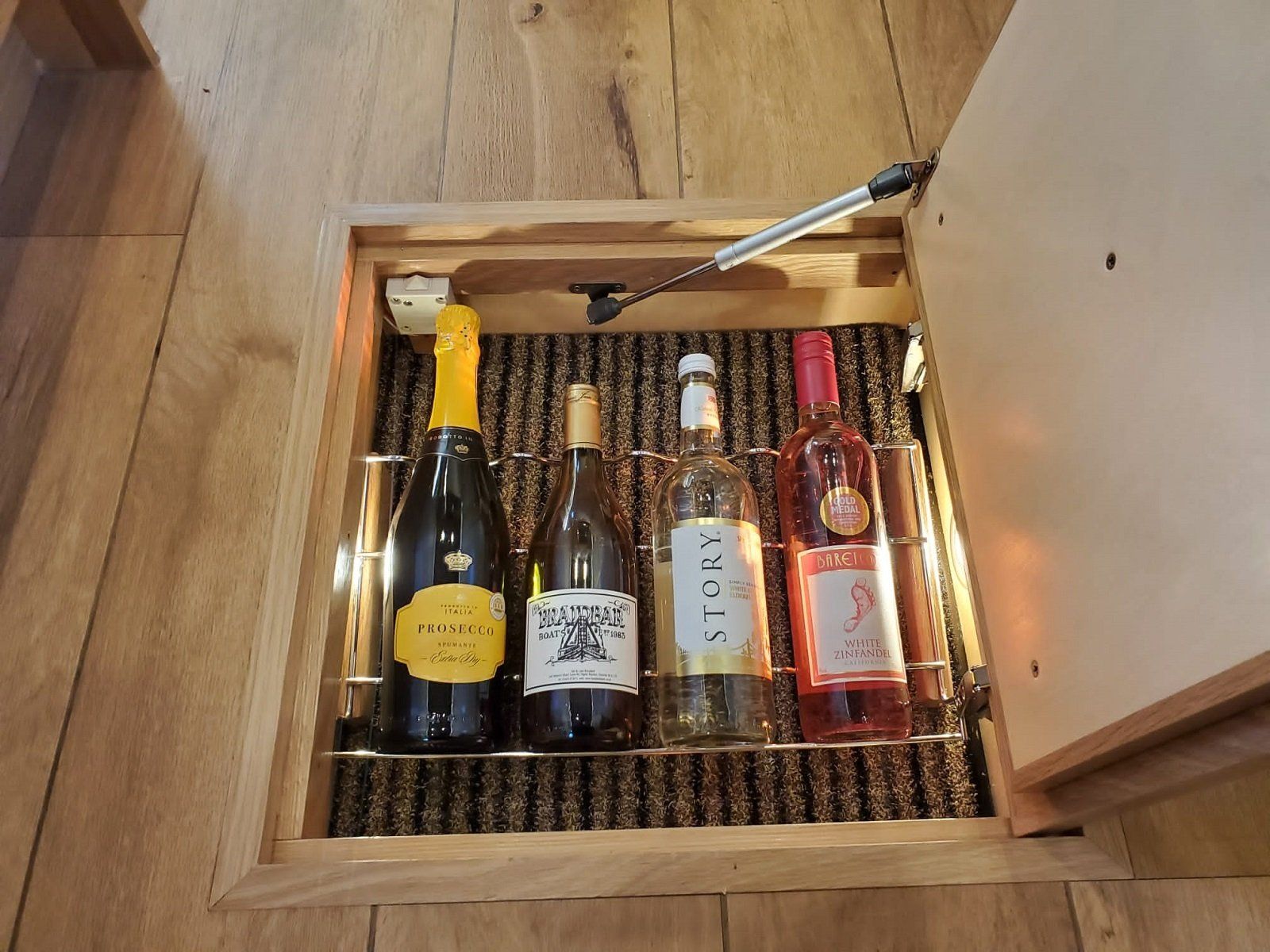 Desiderata floor wine cooler