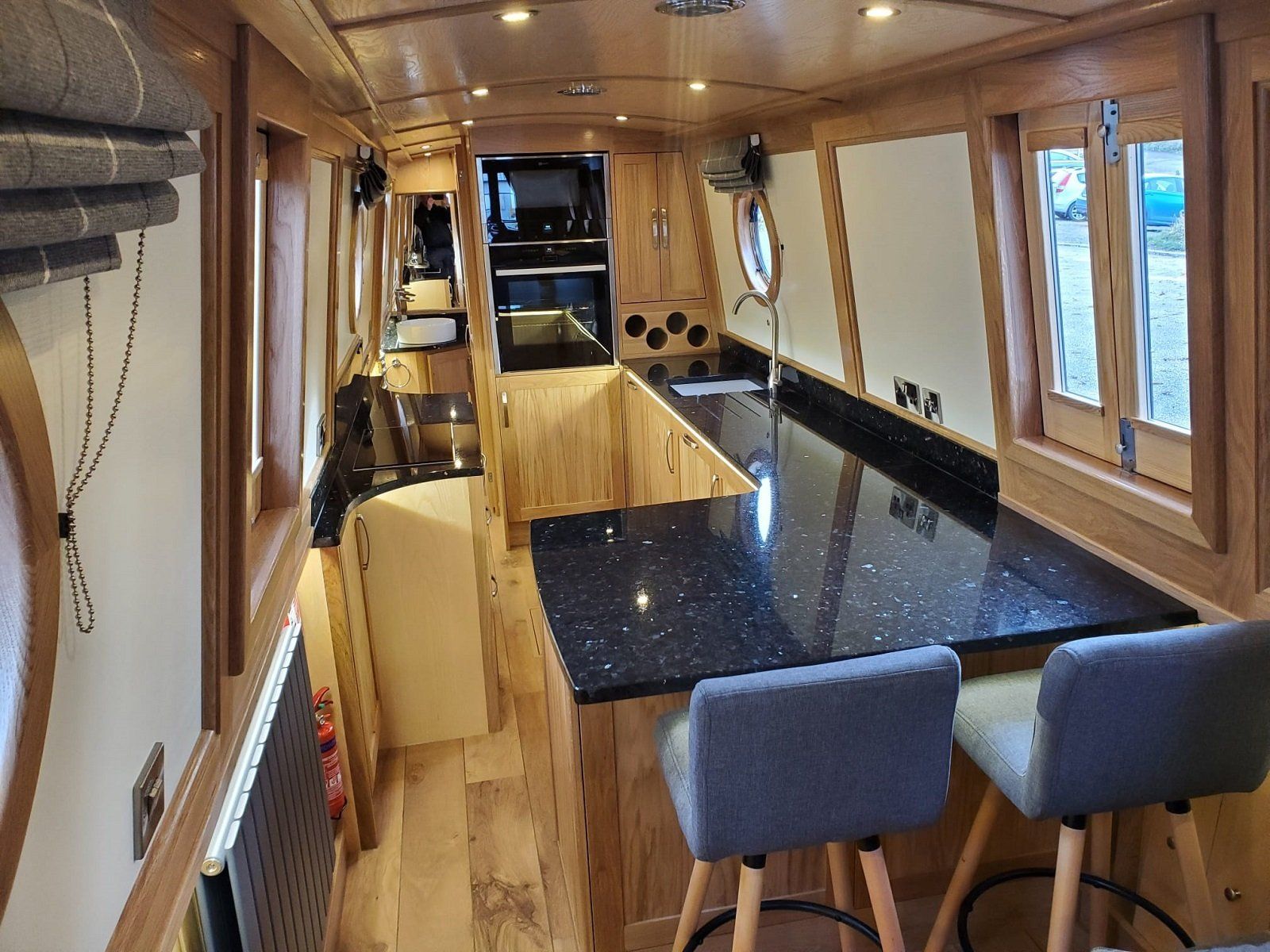 Desiderata galley breakfast bar