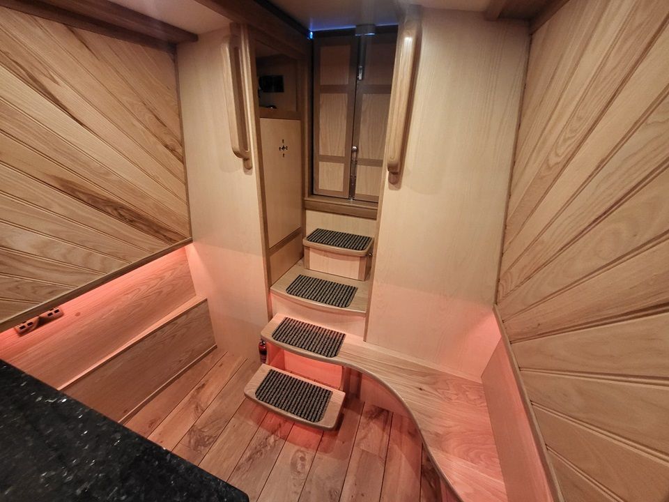 Est Tempus steps to stern