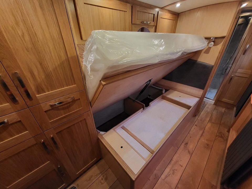 Est Tempus under bed storage