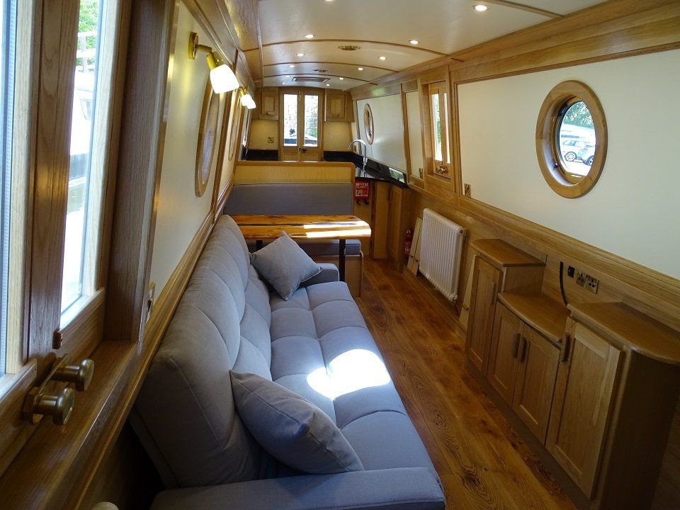 Narrowboat Fantastica plush interior