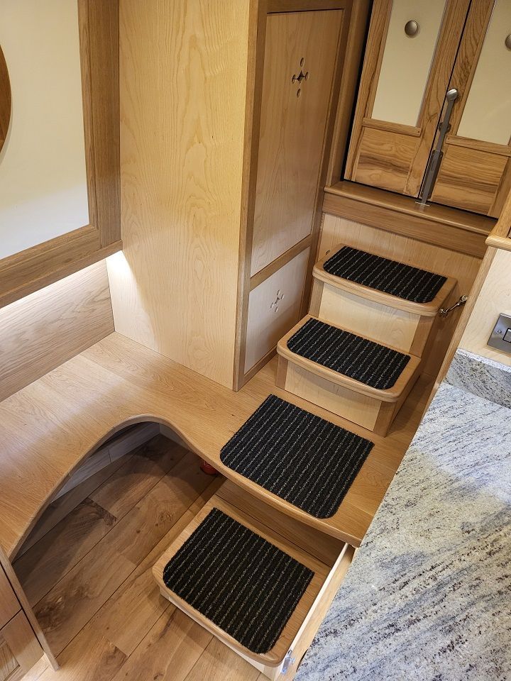 Fearnbeg steps to stern