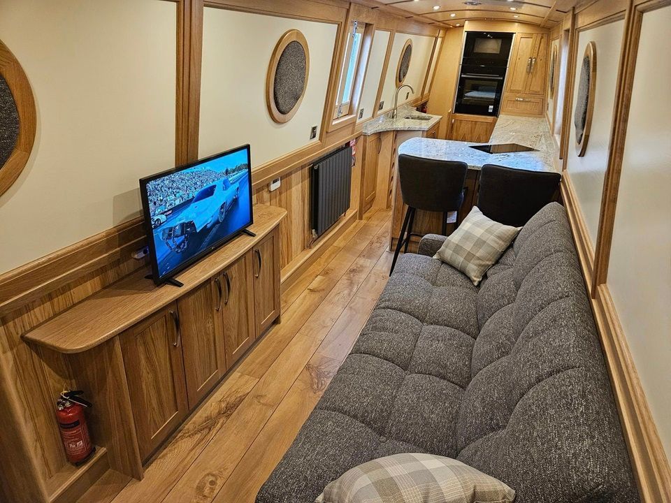 Full Circle open plan interior