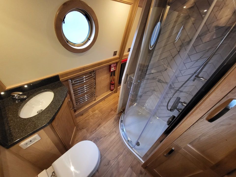 Hollingworth walk through shower room