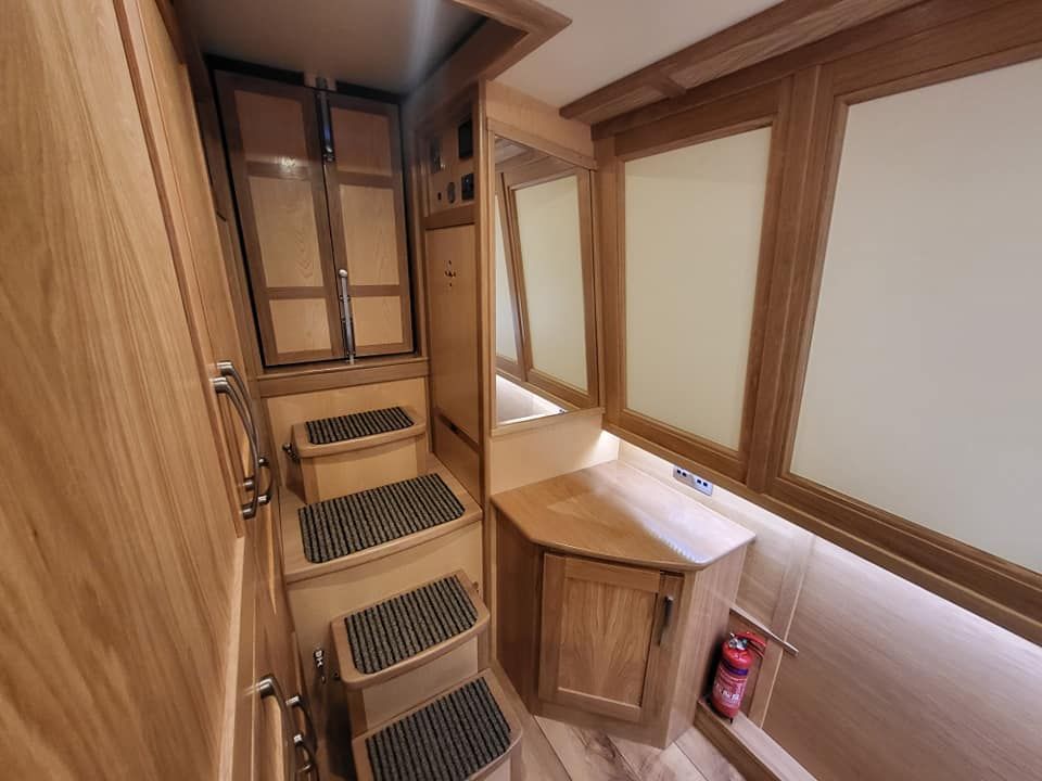 Ingenious steps to stern