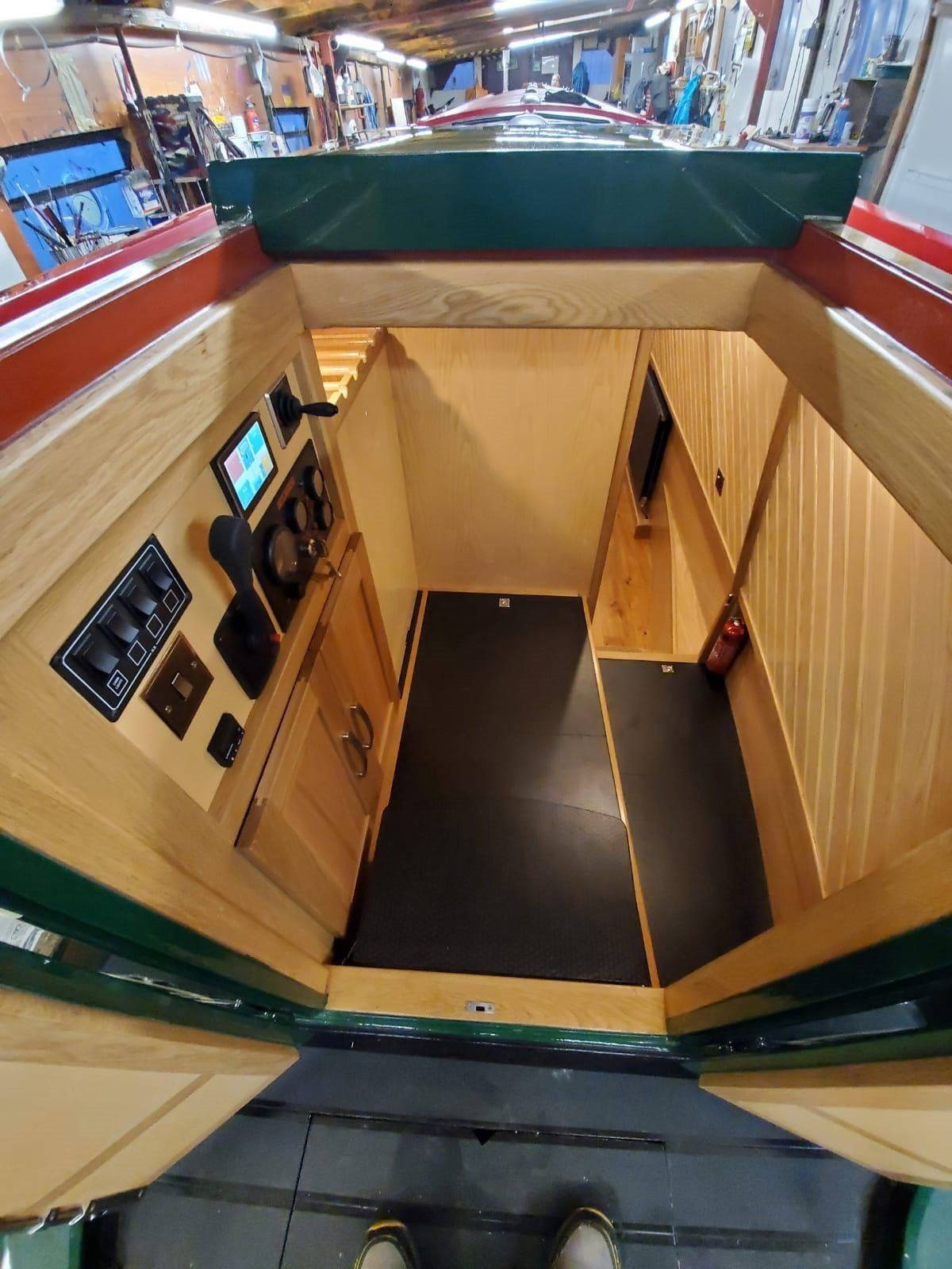 Kumpali trad stern view