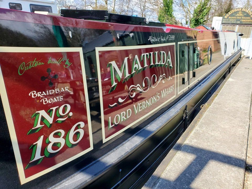 Narrowboat Matilda No. 186