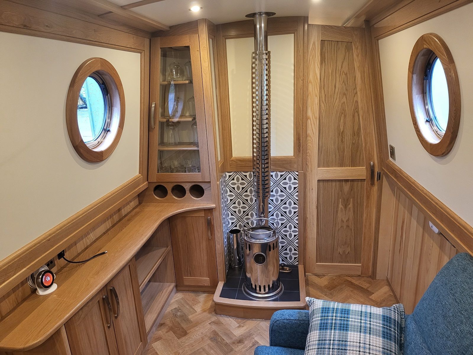 Miss Fusspot reflex stove