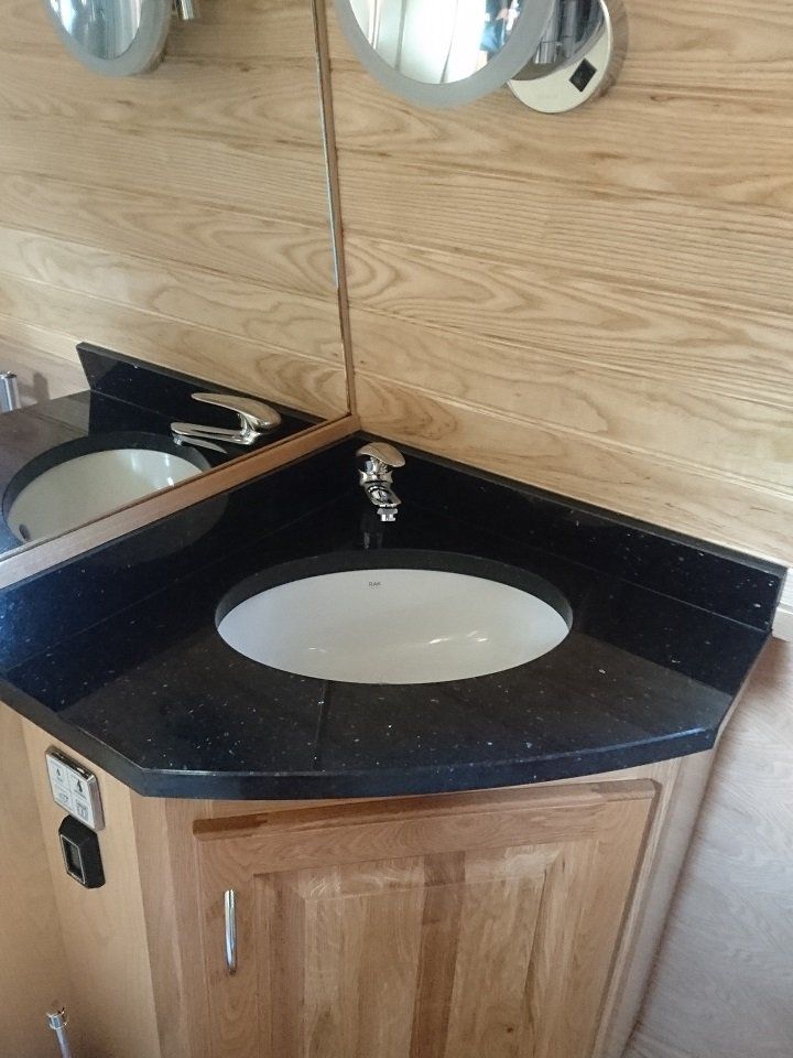 Piper Reese walk through shower room