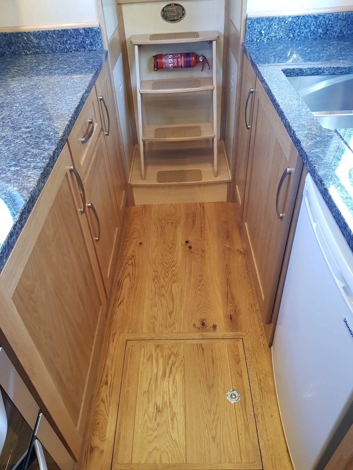 Quantum Leap wine cellar closed