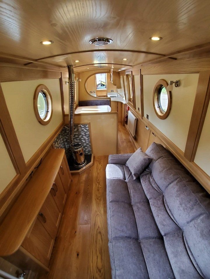 Rebecca Kate interior view