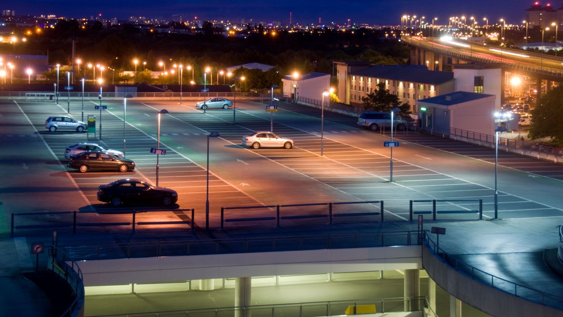 Parking Lot — Roseville, MI — Jack’s Floodlight Service Inc.