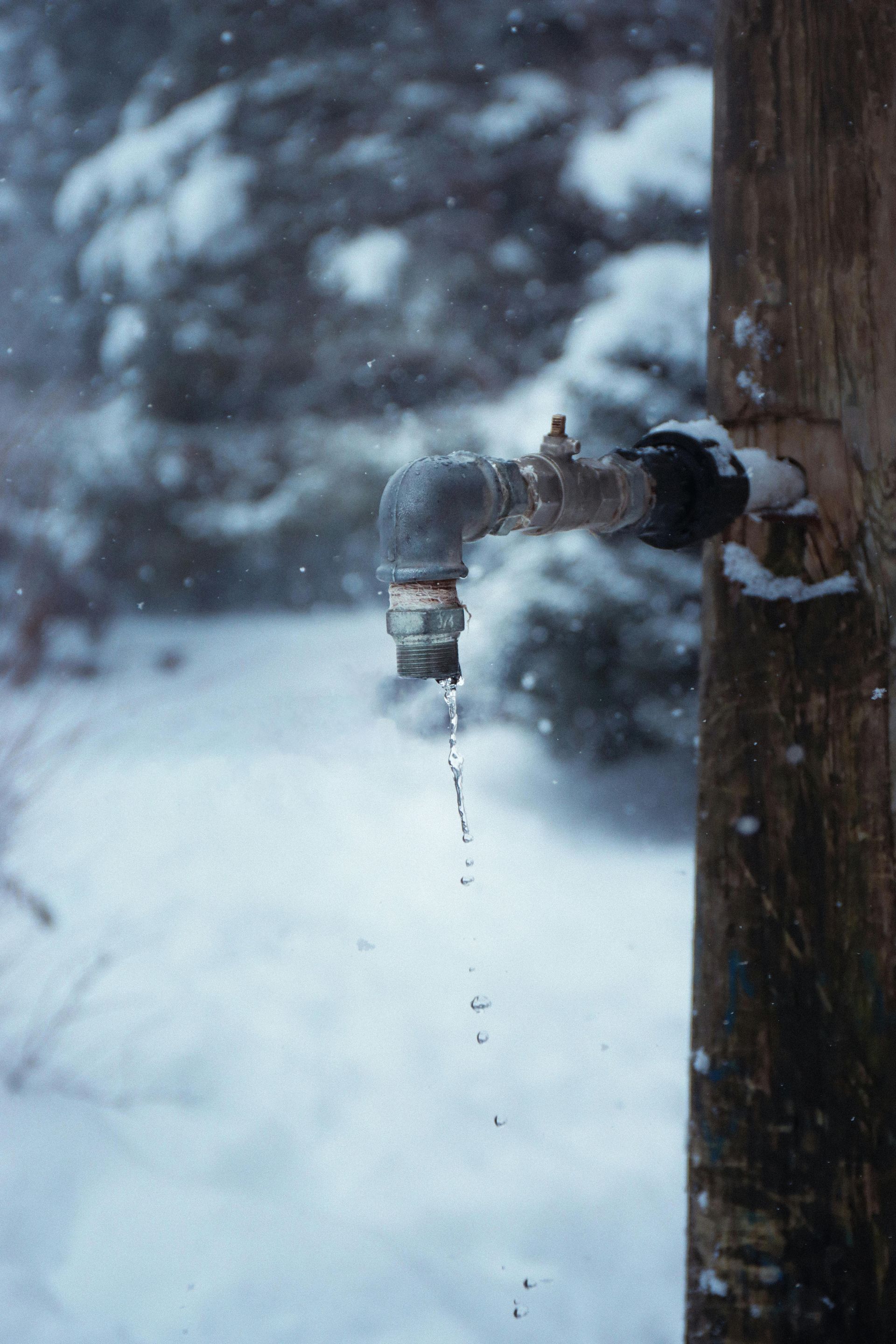 Phoenix Plumbing CO. frozen pipe leaks