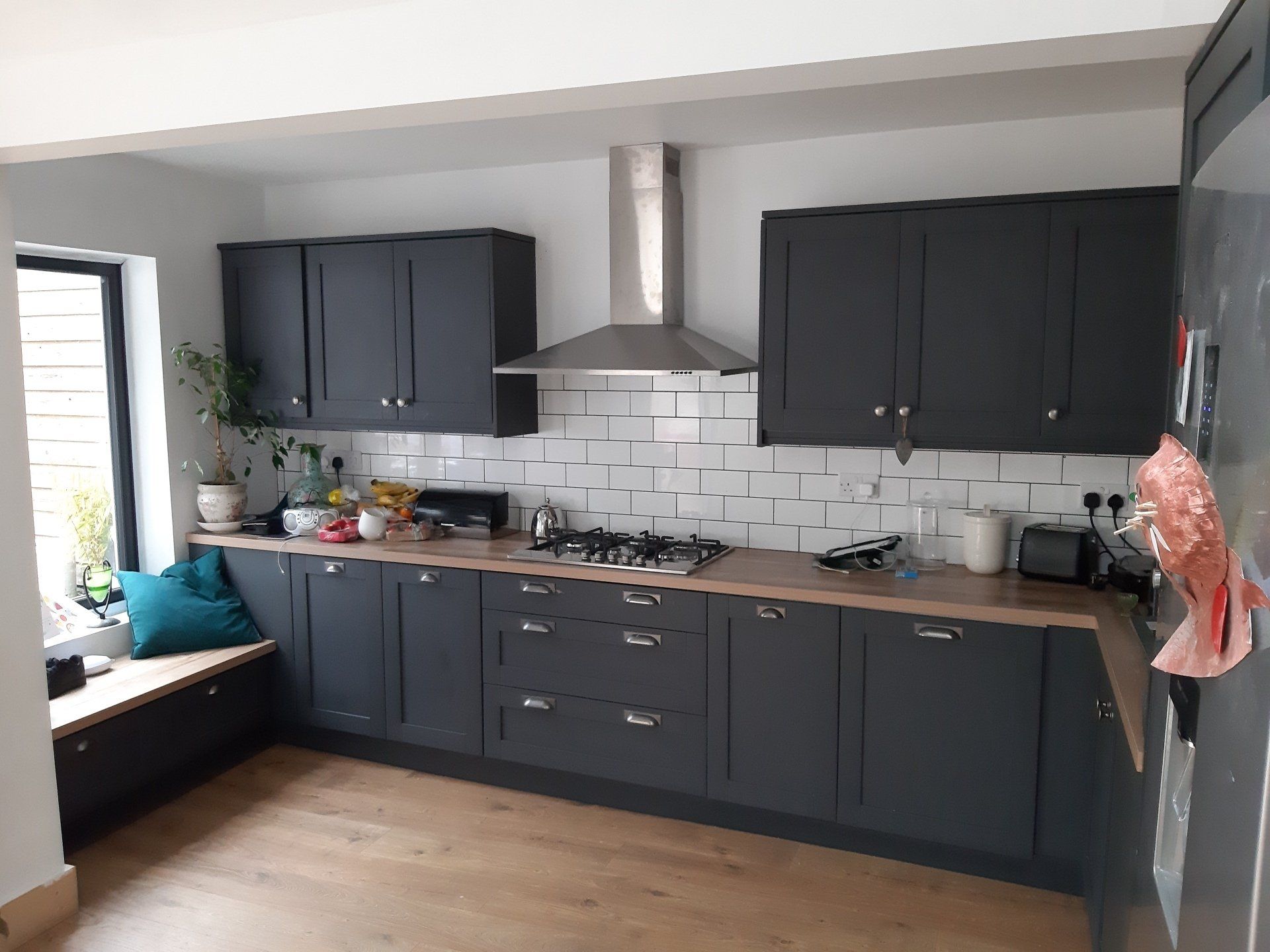 graphite shaker kitchen