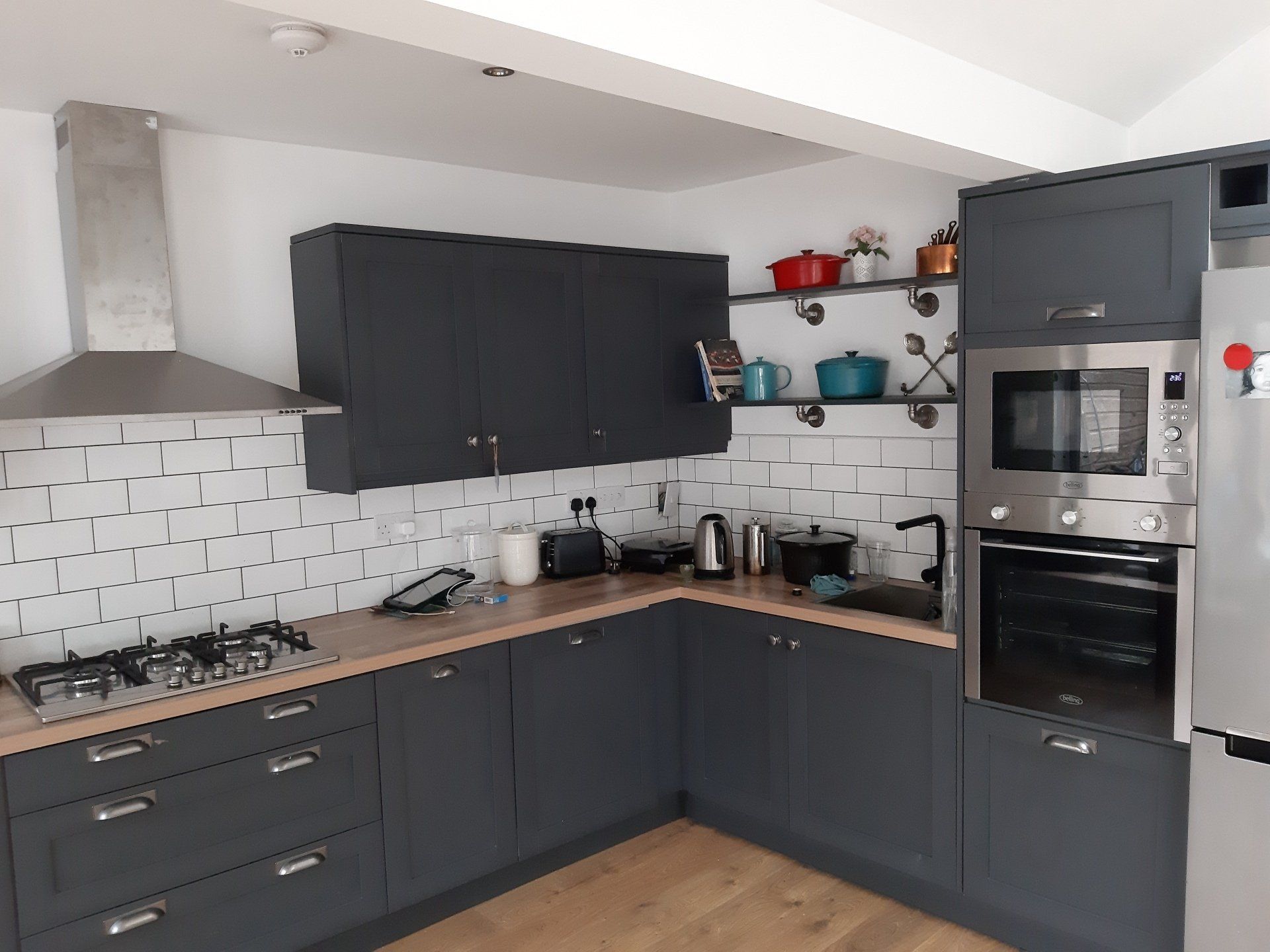 graphite shaker kitchen