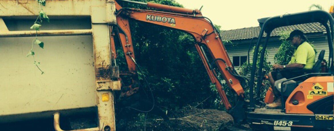Machinery suitable for residential and commercial earthworks.