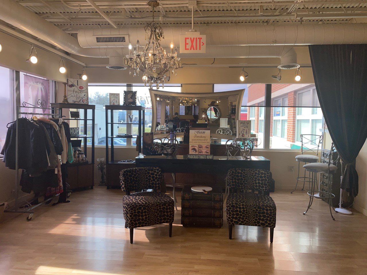 Salon FeastervilleTrevose, Pennsylvania Salon Fusion By DL