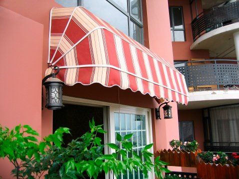 Awning - The Miracle Worker in Los Angeles, CA