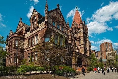 Name: victoria_uni-1920w.jpg